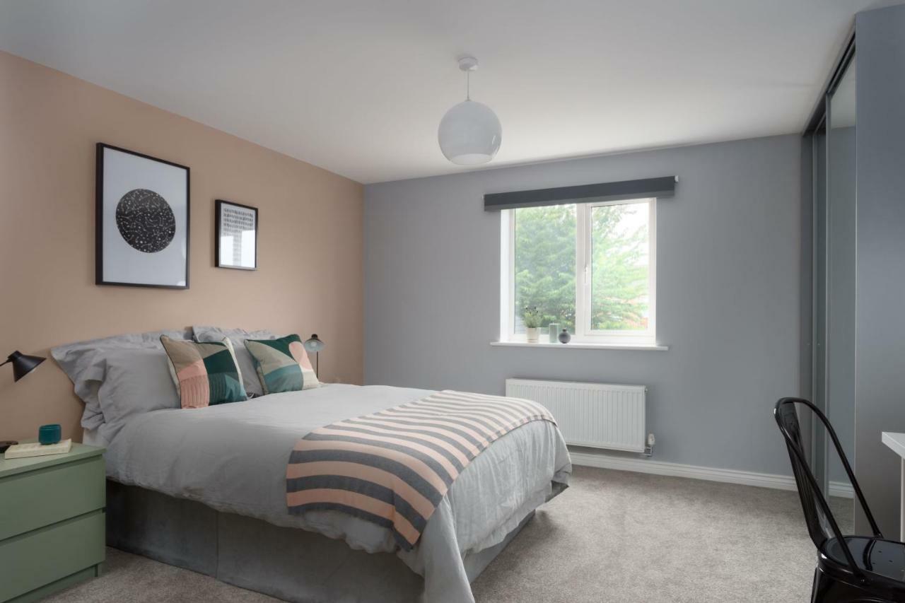 Coventry Jlr Guest House Екстериор снимка